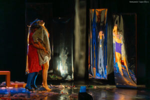 Swallow της Stef Smith - Σκηνοθεσία: Χάρης Θώμος - Φωτογραφία: Γιώργος Κόγιας